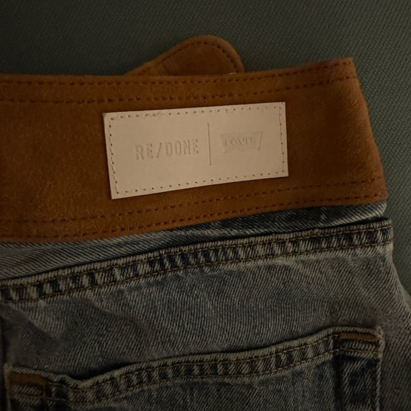 Shop Re Done denim and suede skirt - Picture 3 of 5